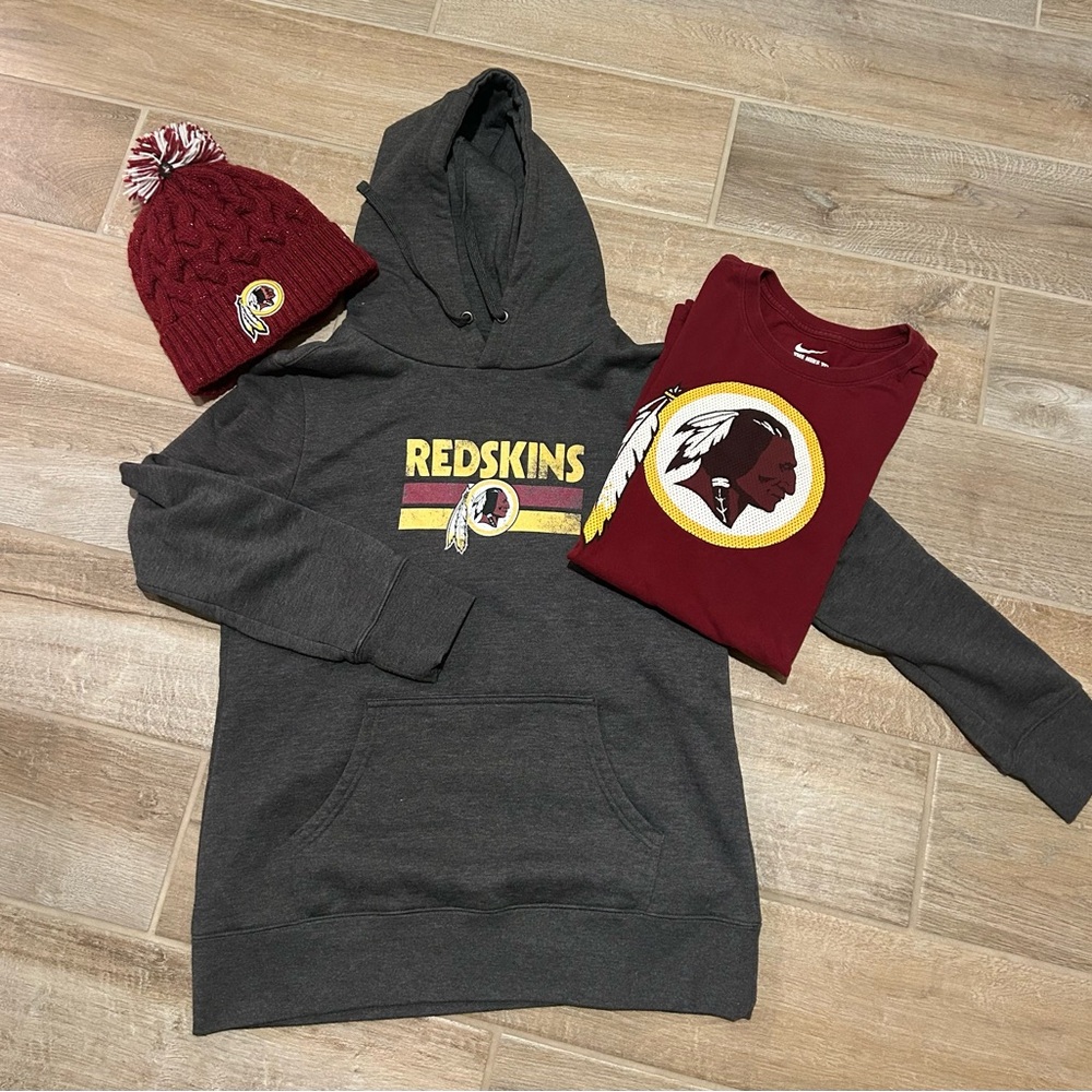 Redskins Fan Bundle EUC shirt beanie sweatshirt - Med - Washington Commanders